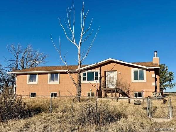 39 Acres of Agricultural Land with Home for Sale in Rush, Colorado