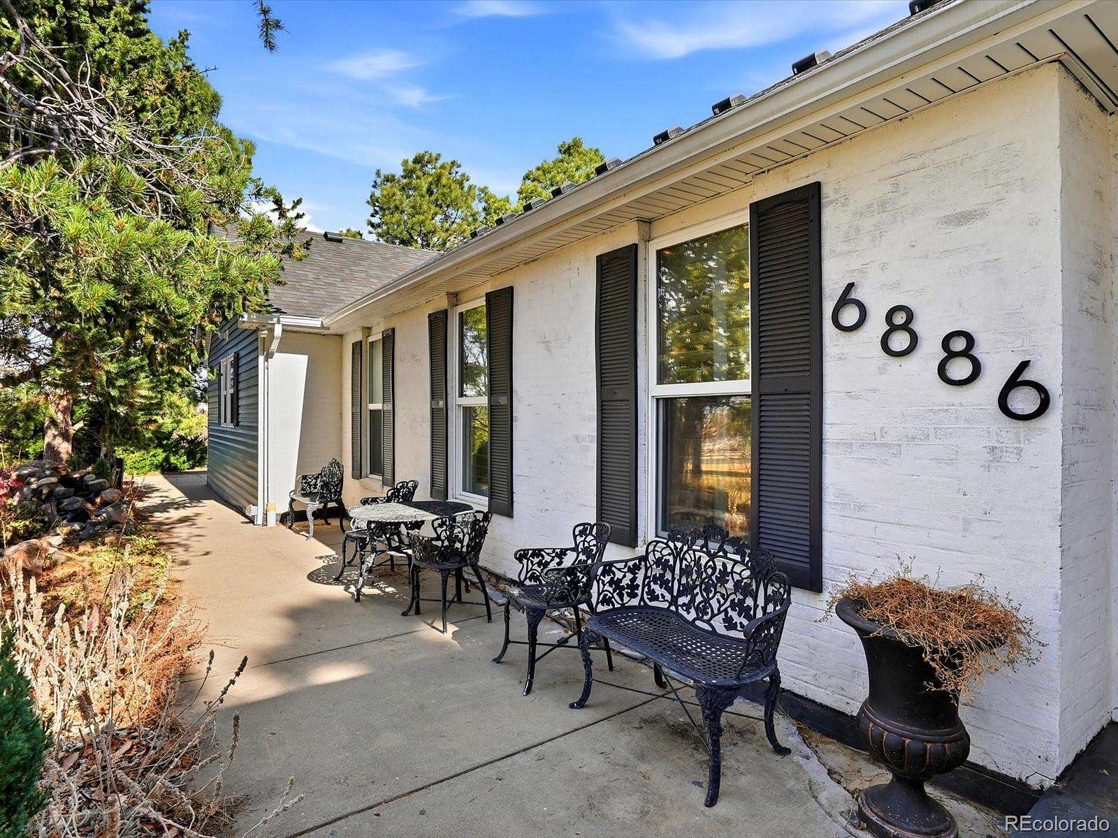 2.26 Acres of Land with Home for Sale in Foxfield, Colorado