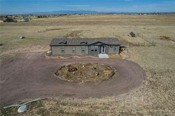37.3 Acres of Agricultural Land with Home for Sale in Peyton, Colorado