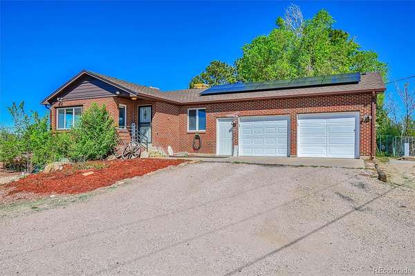 2.16 Acres of Land with Home for Sale in Foxfield, Colorado