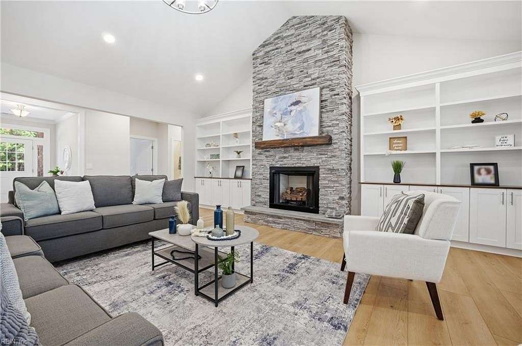 1.59 Acres of Land with Home for Sale in Smithfield, Virginia