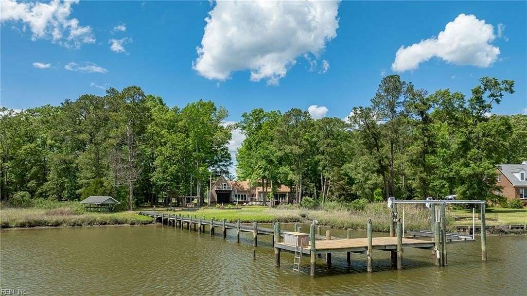 5 Acres of Improved Mixed-Use Land for Sale in Gloucester, Virginia