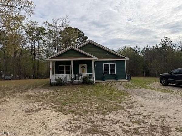 5.82 Acres of Land with Home for Sale in Zuni, Virginia