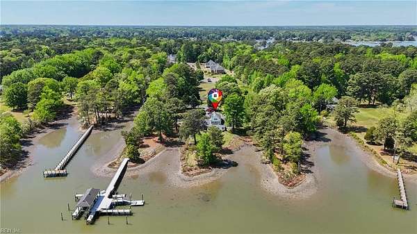 4 Acres of Land with Home for Sale in Yorktown, Virginia