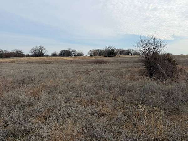 10 Acres of Land for Sale in Duncan, Oklahoma
