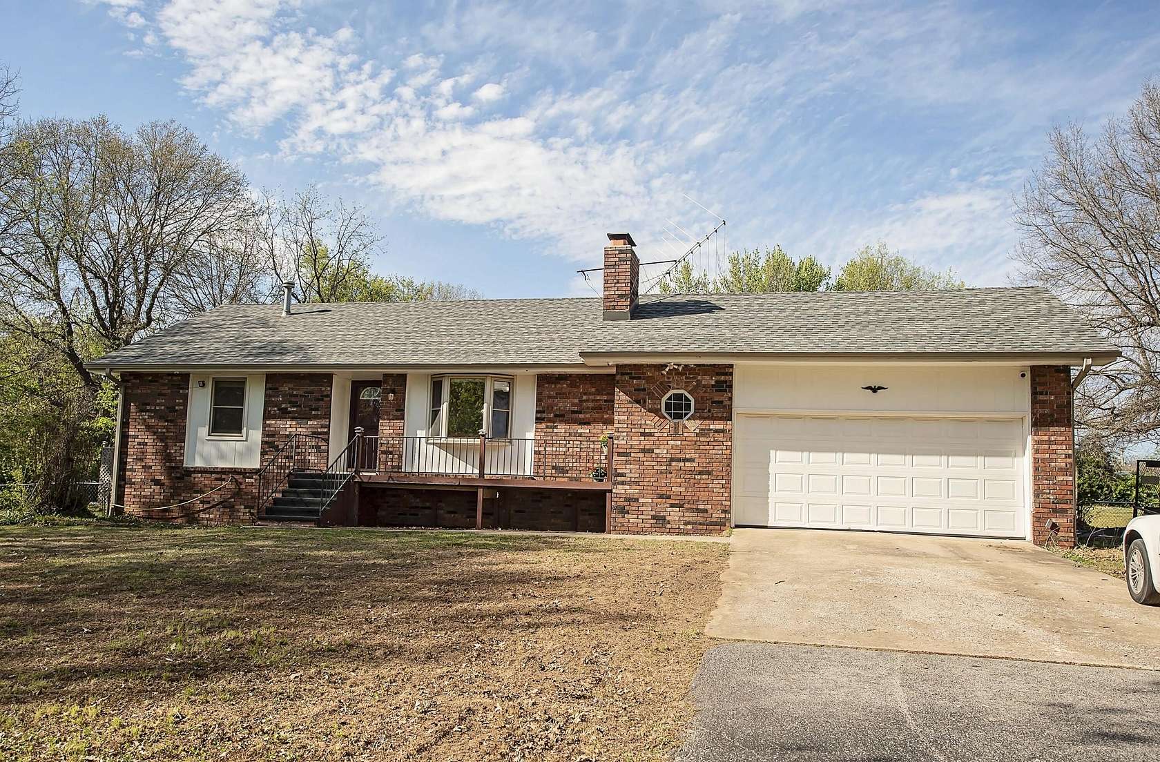 2 Acres of Land with Home for Sale in Springfield, Missouri