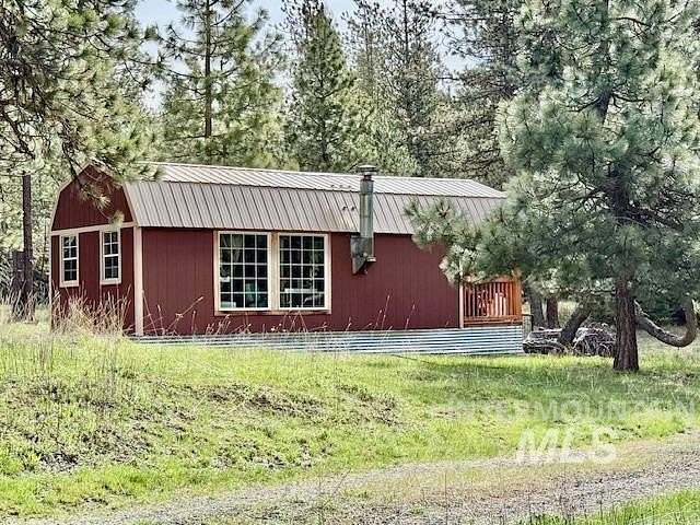 5.14 Acres of Land with Home for Sale in Anatone, Washington