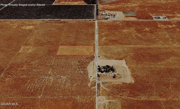 4.45 Acres of Land for Sale in Lancaster, California