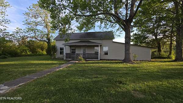 4.84 Acres of Land with Home for Sale in Oneida, Tennessee