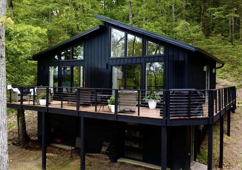 6.26 Acres of Land with Home for Sale in Decatur, Tennessee