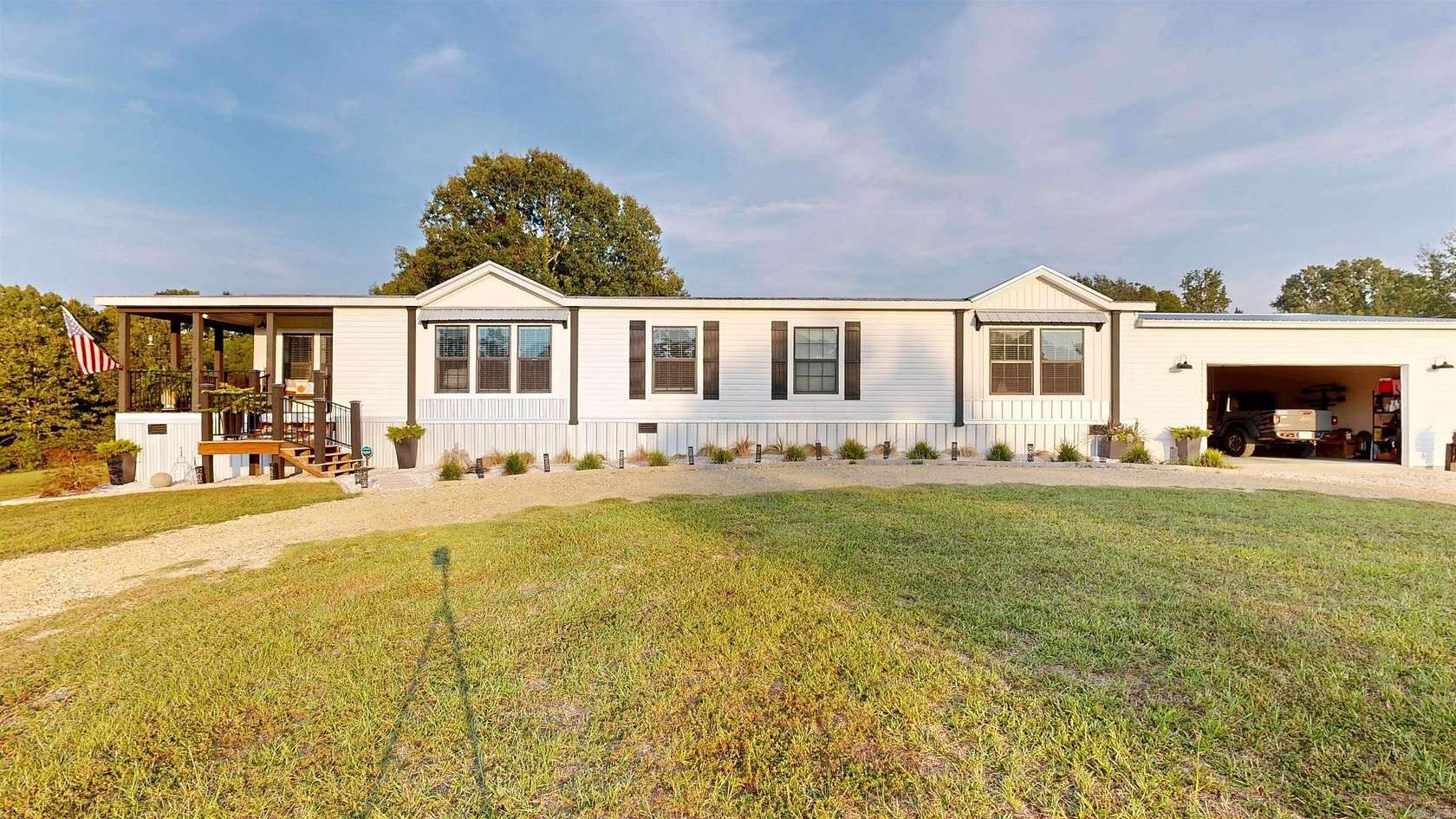 10 Acres of Land with Home for Sale in Bismarck, Arkansas