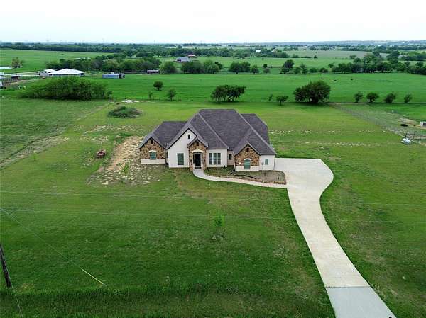 2.1 Acres of Land with Home for Sale in Sanger, Texas