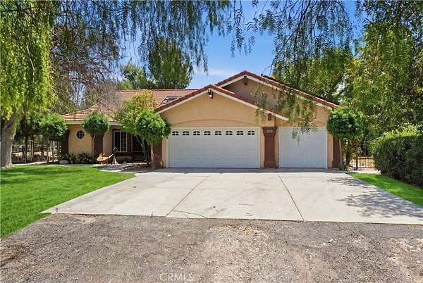 3.28 Acres of Land with Home for Sale in Wildomar, California
