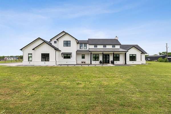 2.8 Acres of Land with Home for Sale in Argyle, Texas