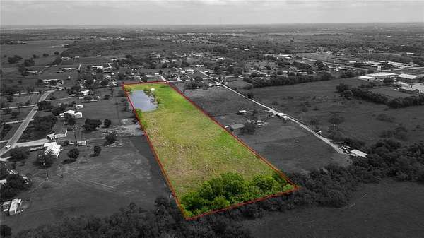 7 Acres of Land for Sale in Kaufman, Texas