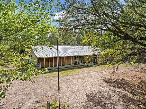 8 Acres of Land with Home for Sale in Screven, Georgia