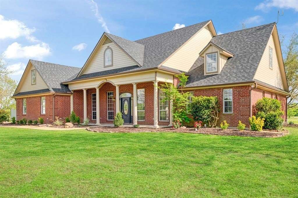 10.5 Acres of Recreational Land with Home for Sale in Reno, Texas