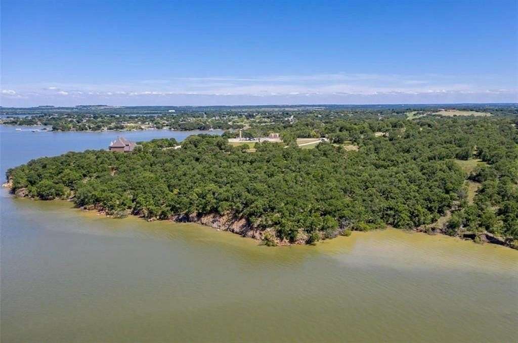 2 Acres of Residential Land for Sale in Runaway Bay, Texas