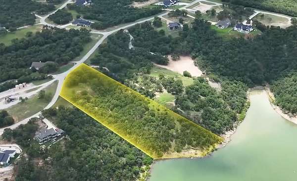 2 Acres of Residential Land for Sale in Runaway Bay, Texas