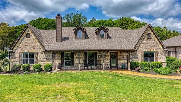 5.5 Acres of Land with Home for Sale in Decatur, Texas