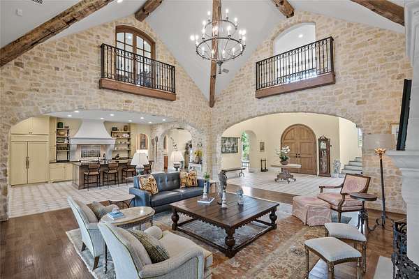 18.8 Acres of Land with Home for Sale in Waxahachie, Texas