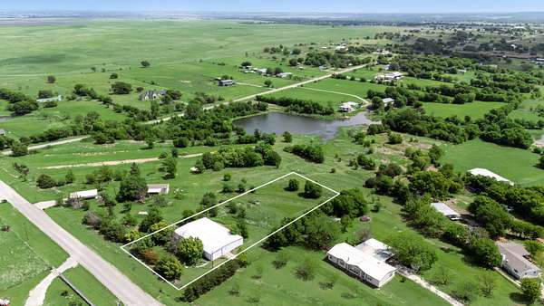 1.1 Acres of Residential Land for Sale in Joshua, Texas