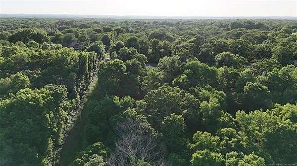 1 Acre of Residential Land for Sale in Broken Arrow, Oklahoma