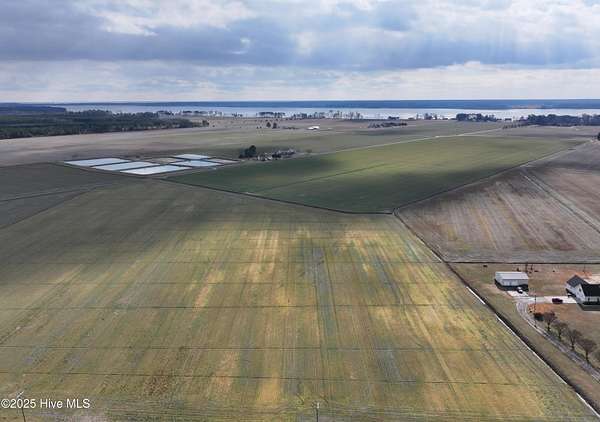 1 Acre of Residential Land for Sale in Hertford, North Carolina