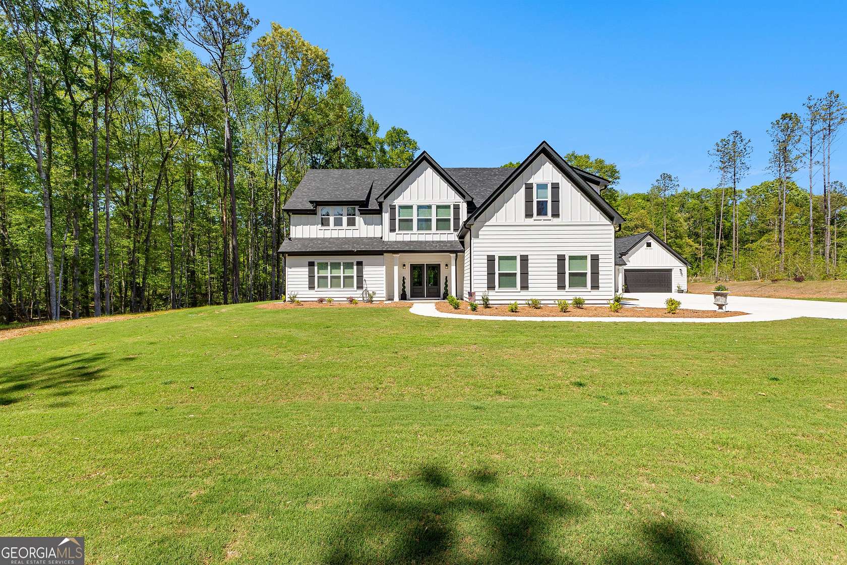 11 Acres of Land with Home for Sale in Meansville, Georgia