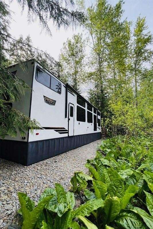 9.47 Acres of Land for Sale in Newport, Washington