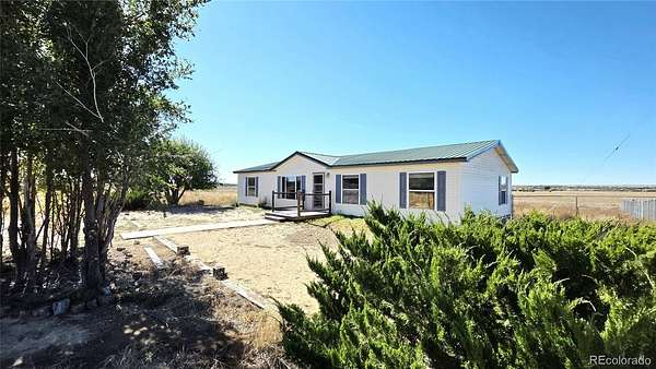 40 Acres of Land with Home for Sale in Olney Springs, Colorado