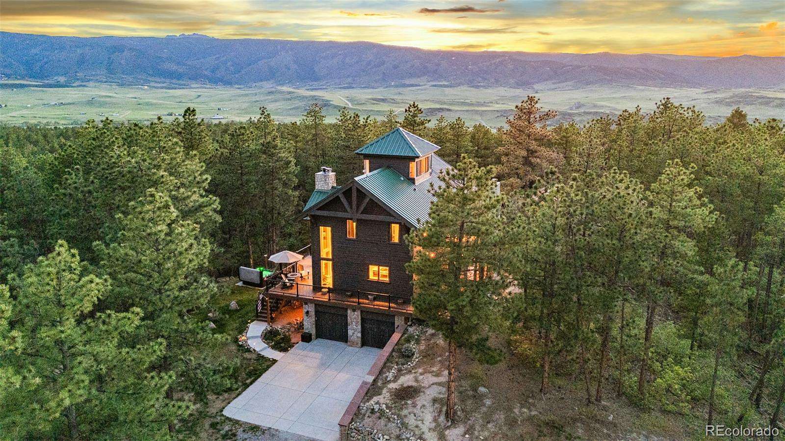 36 Acres of Recreational Land with Home for Sale in Sedalia, Colorado