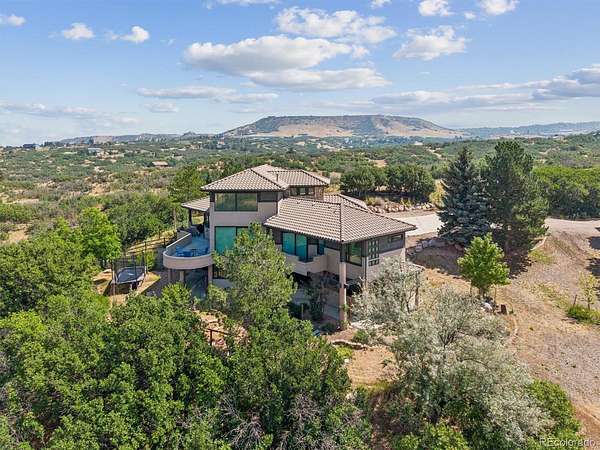 15 Acres of Land with Home for Sale in Sedalia, Colorado