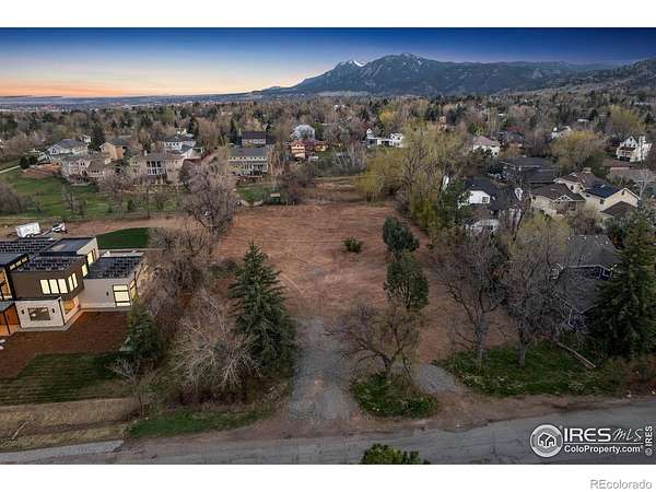0.94 Acres of Residential Land for Sale in Boulder, Colorado