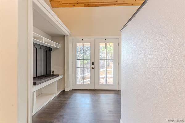 4.1 Acres of Land with Home for Sale in Conifer, Colorado