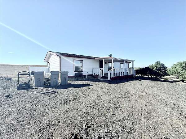 20 Acres of Land with Home for Sale in Watkins, Colorado