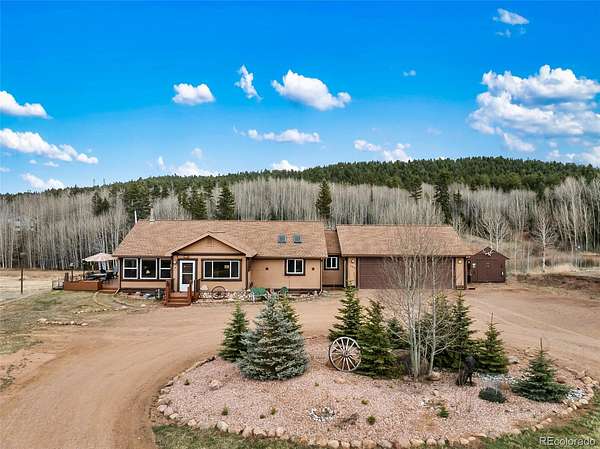 2.55 Acres of Land with Home for Sale in Divide, Colorado