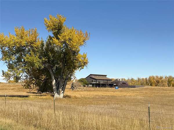 16.4 Acres of Land with Home for Sale in Limon, Colorado