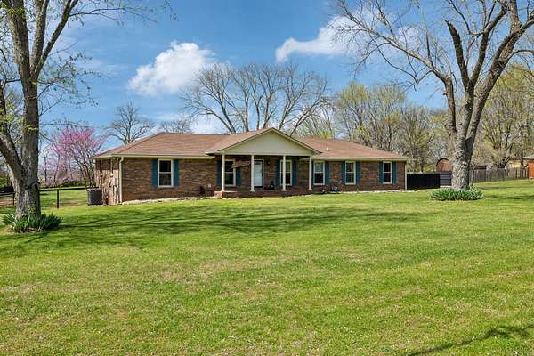 5.3 Acres of Land with Home for Sale in Gallatin, Tennessee