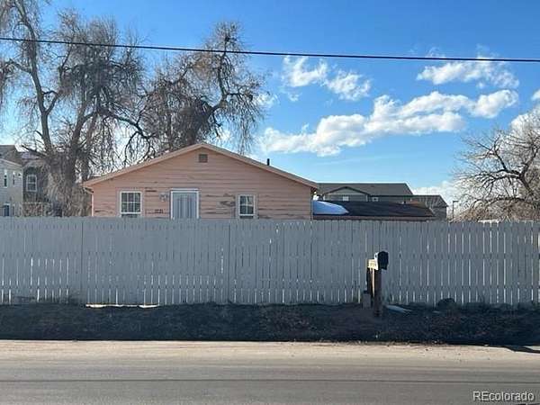 0.93 Acres of Residential Land for Sale in Denver, Colorado
