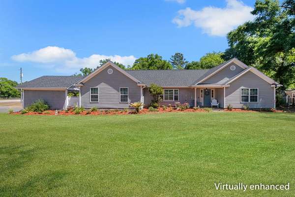 3 Acres of Land with Home for Sale in Tallahassee, Florida