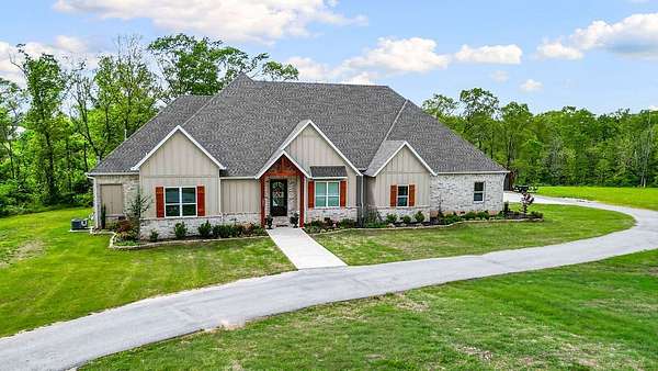 3.23 Acres of Land with Home for Sale in Pea Ridge, Arkansas