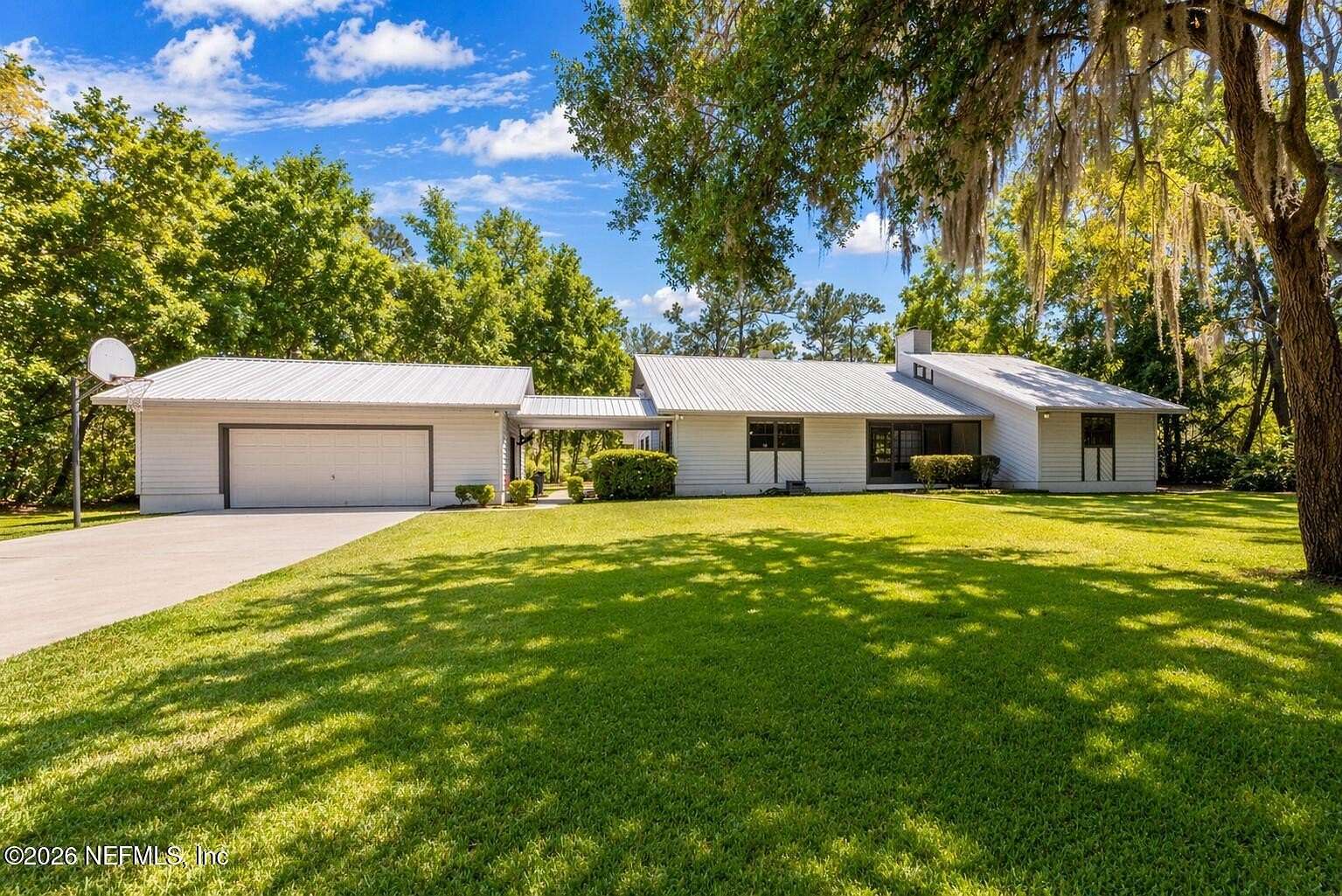 3 Acres of Land with Home for Sale in Melrose, Florida