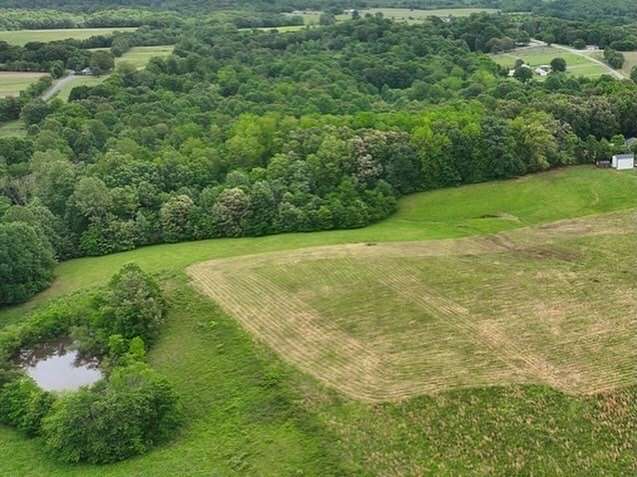 5.44 Acres of Residential Land for Sale in Westmoreland, Tennessee
