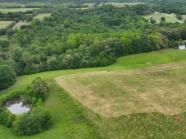 5.44 Acres of Residential Land for Sale in Westmoreland, Tennessee