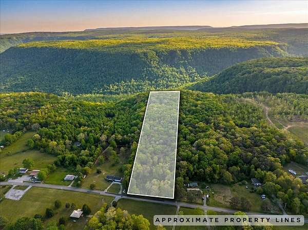10 Acres of Land for Sale in Sequatchie, Tennessee