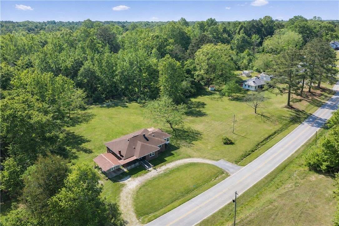 4 Acres of Land with Home for Sale in Abbeville, South Carolina