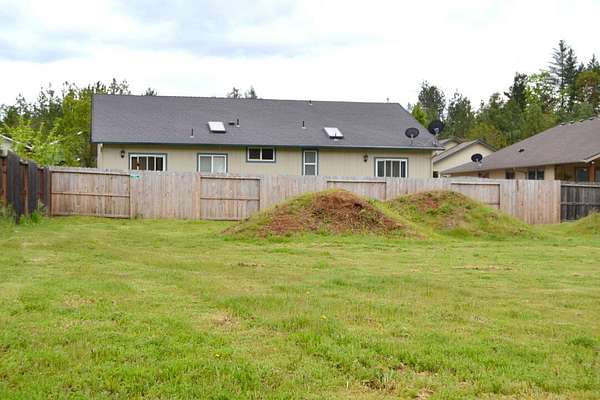 0.14 Acres of Residential Land for Sale in Cave Junction, Oregon