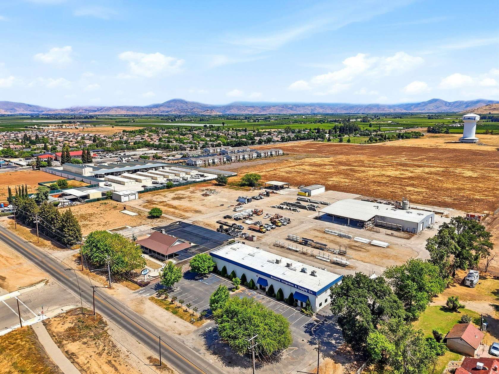 9.77 Acres of Improved Commercial Land for Sale in Reedley, California