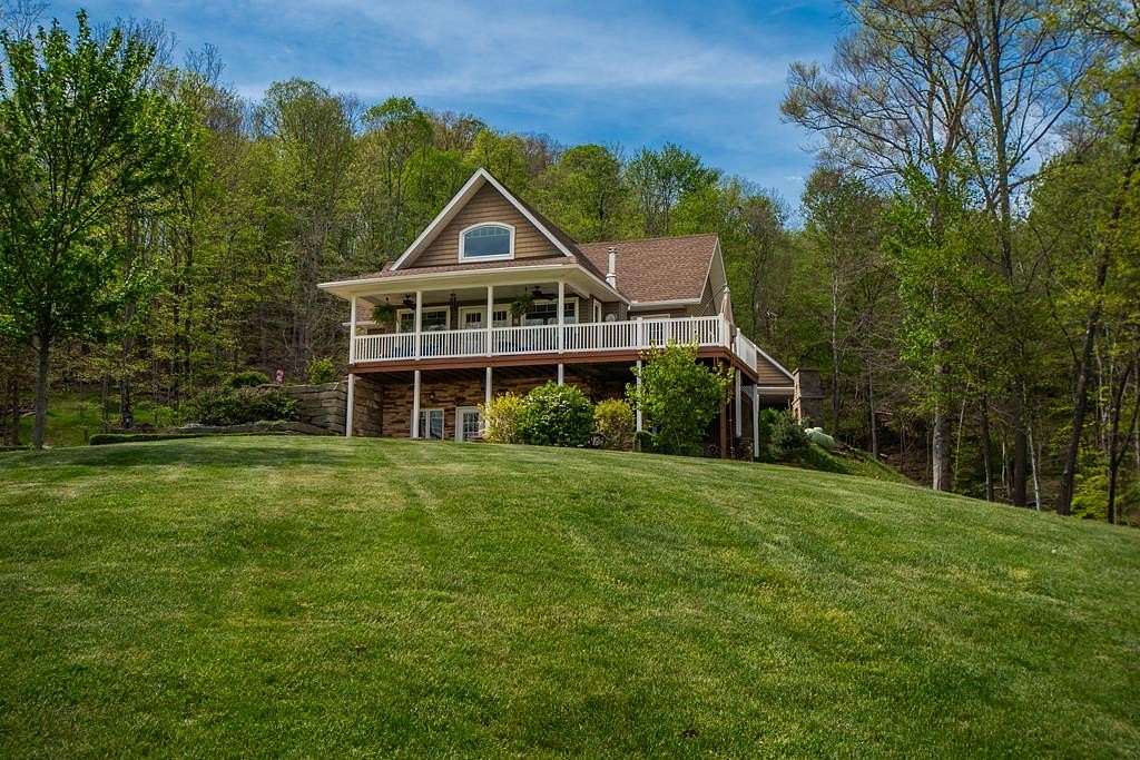 6.6 Acres of Land with Home for Sale in McDermott, Ohio